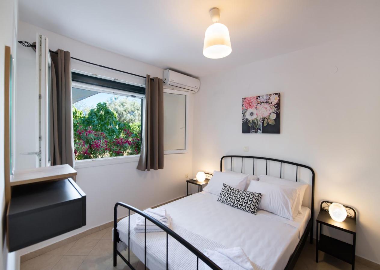 Sofoklis City House With A Private Veranda Lefkada City Exterior foto