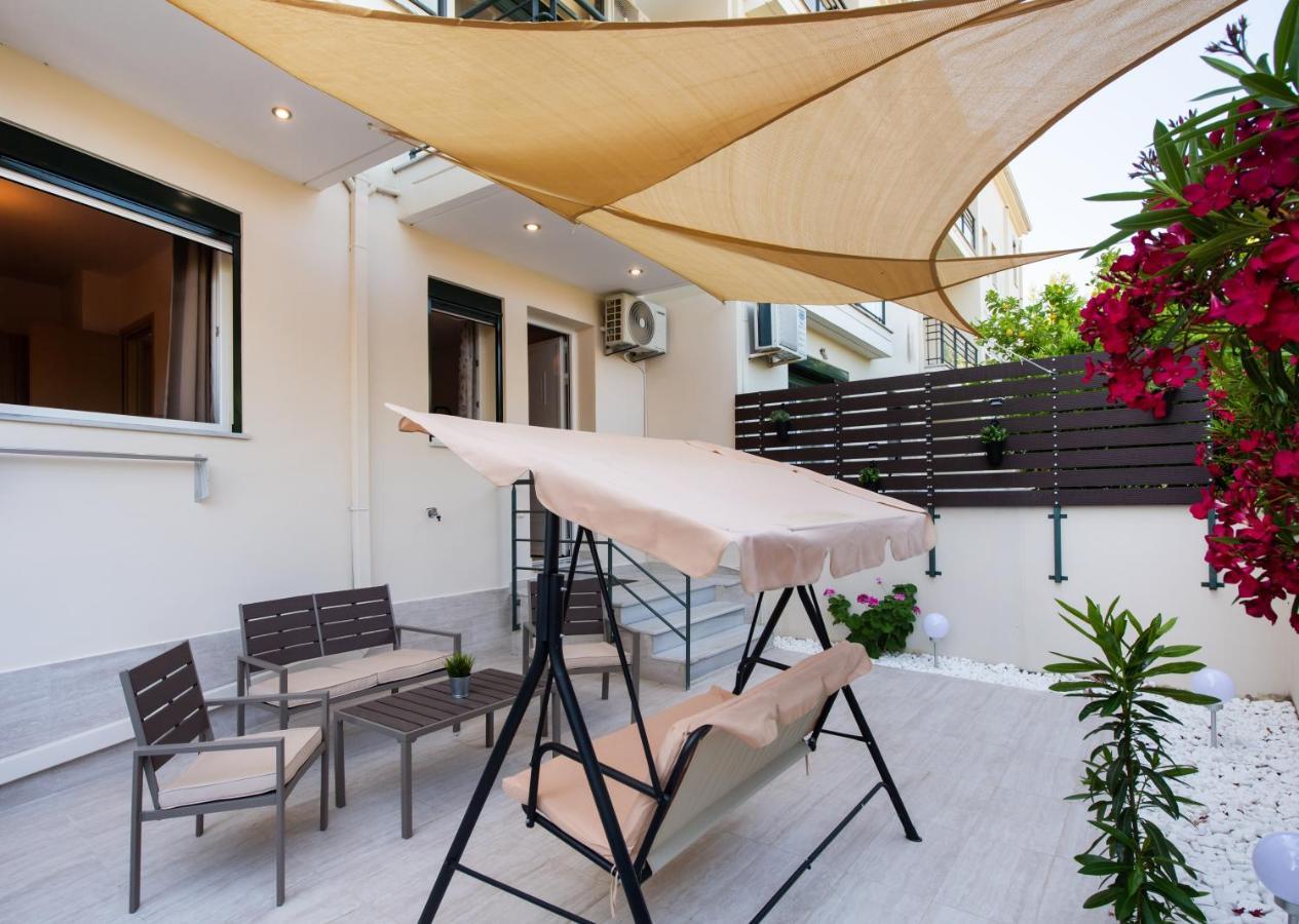 Sofoklis City House With A Private Veranda Lefkada City Exterior foto